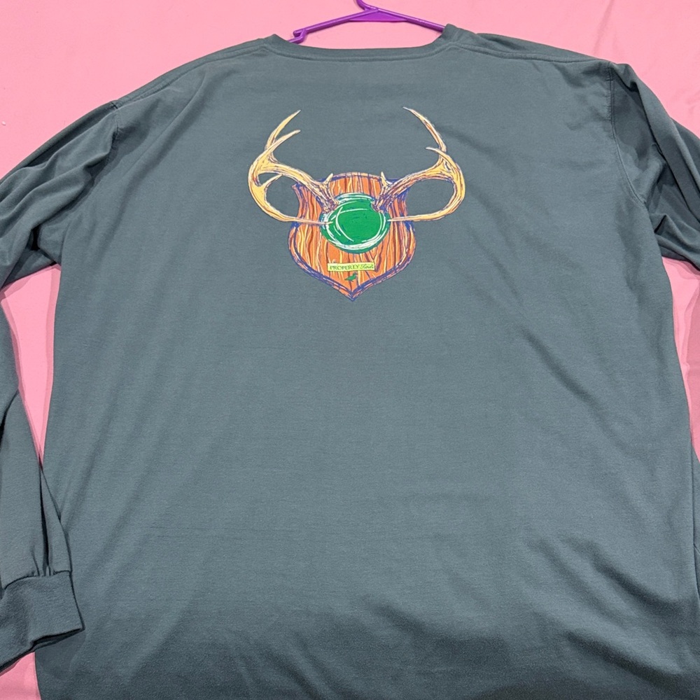 Men's Gray Long Sleeve Shirt with Deer Design